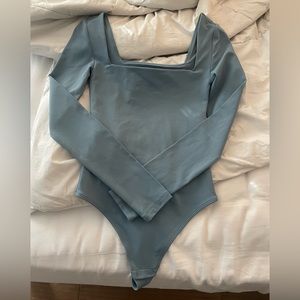 Aritzia Contour Square neck Bodysuit